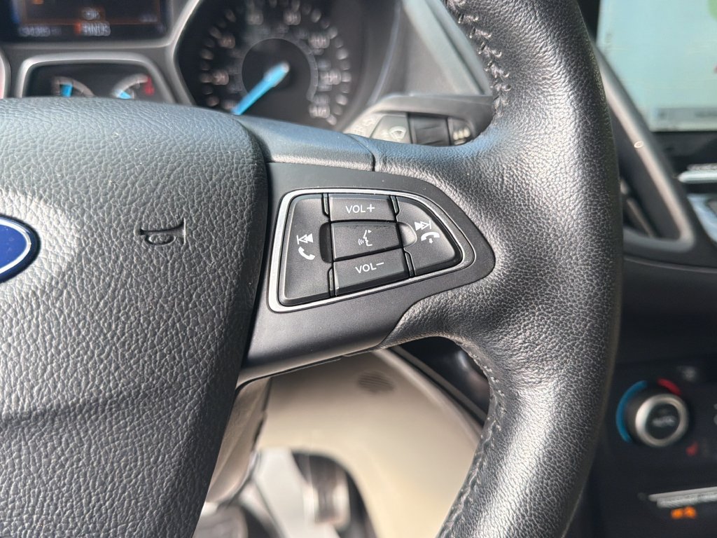 Certified 2019 Ford Escape Titanium FWD image 20