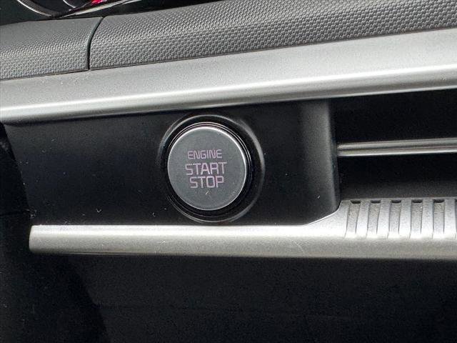 Used 2021 Kia K5 LXS image 21