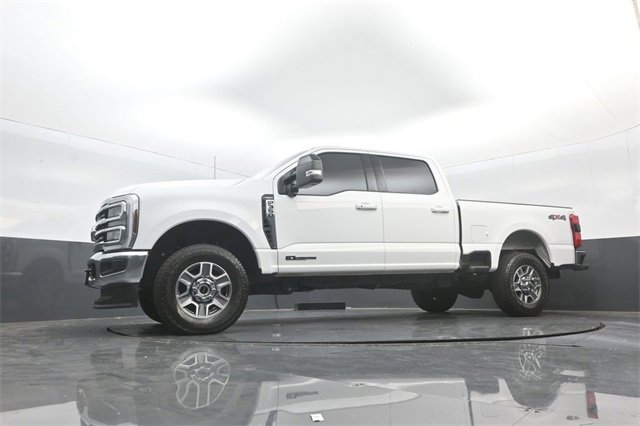 Certified 2025 Ford F350 Lariat image 29