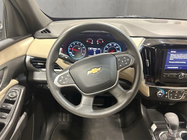 Used 2023 Chevrolet Traverse LS AWD/4WD image 14