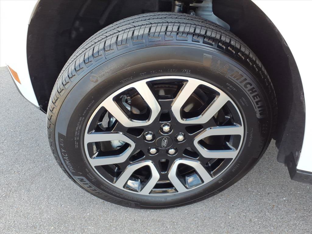 Certified 2024 Ford Maverick Lariat image 9