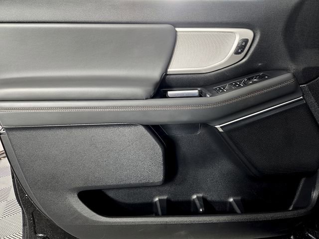 Certified 2025 Ford Expedition Active image 14