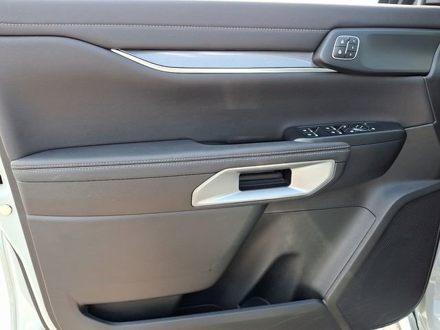 Certified 2024 Ford Ranger Lariat w/ Trailer Tow Package image 12