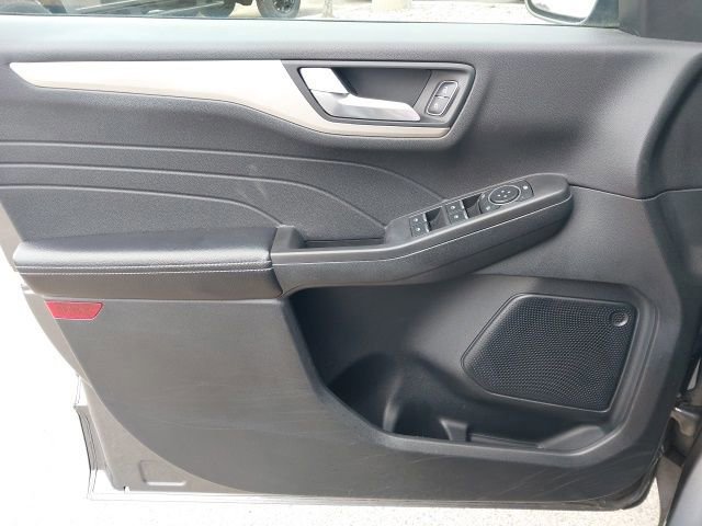 Certified 2021 Ford Escape SE w/ Convenience Package image 15