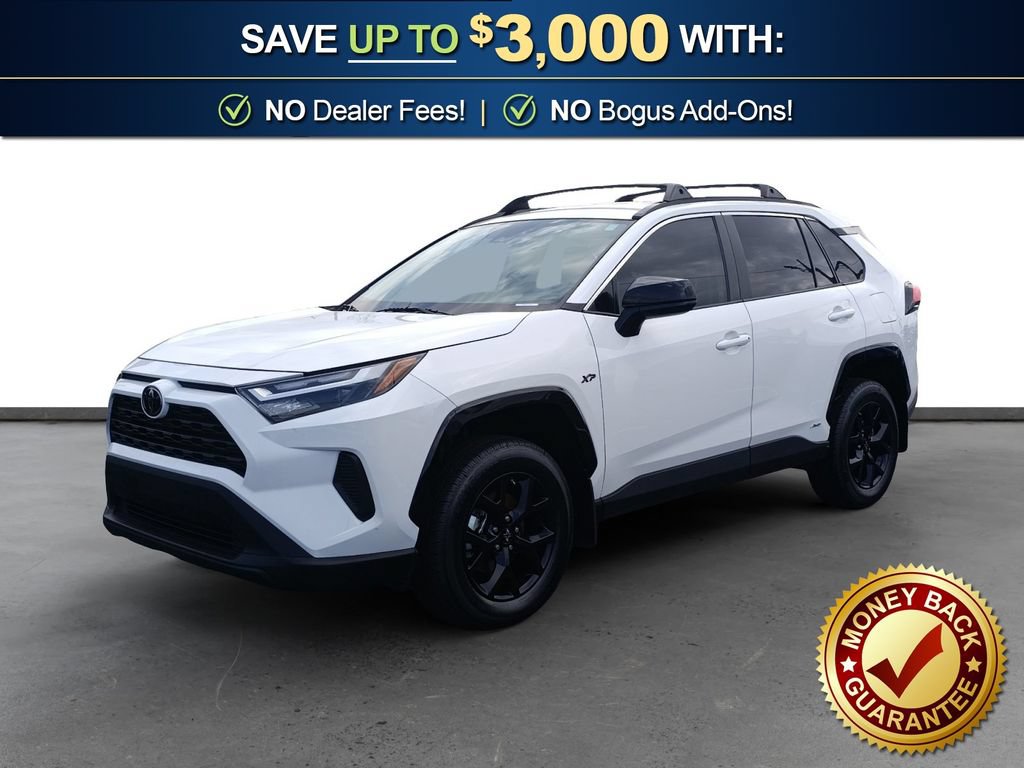 Used 2025 Toyota RAV4 LE AWD/4WD image 1