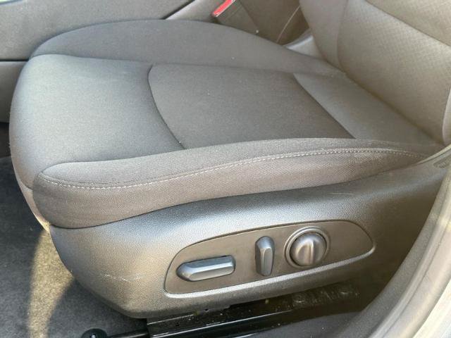Used 2024 Chevrolet Malibu LT FWD image 25
