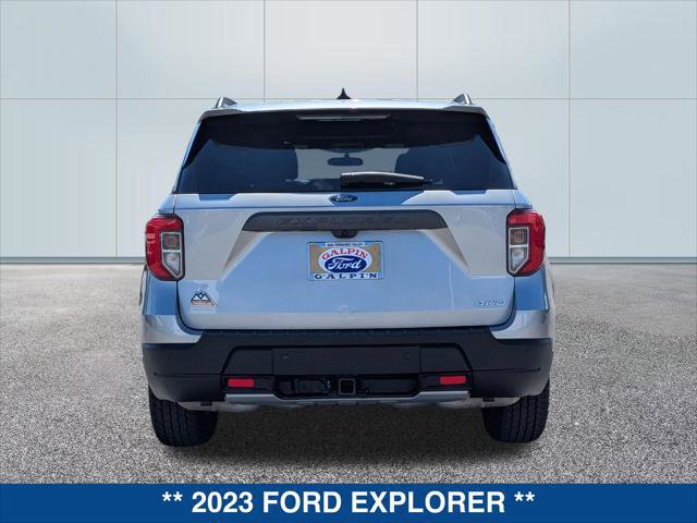 Certified 2023 Ford Explorer Timberline image 3