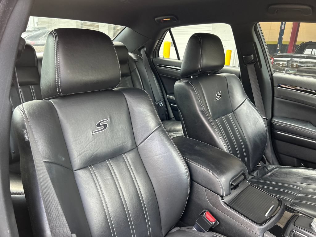 Used 2021 Chrysler 300 S RWD image 14