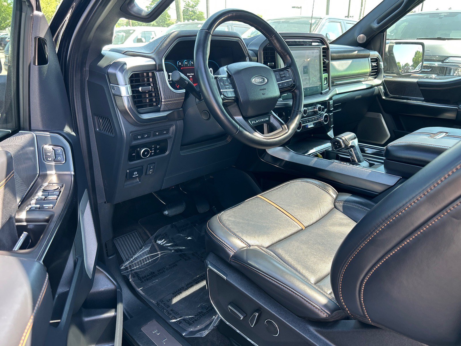 Certified 2023 Ford F150 Platinum w/ Equipment Group 701A High AWD/4WD image 8