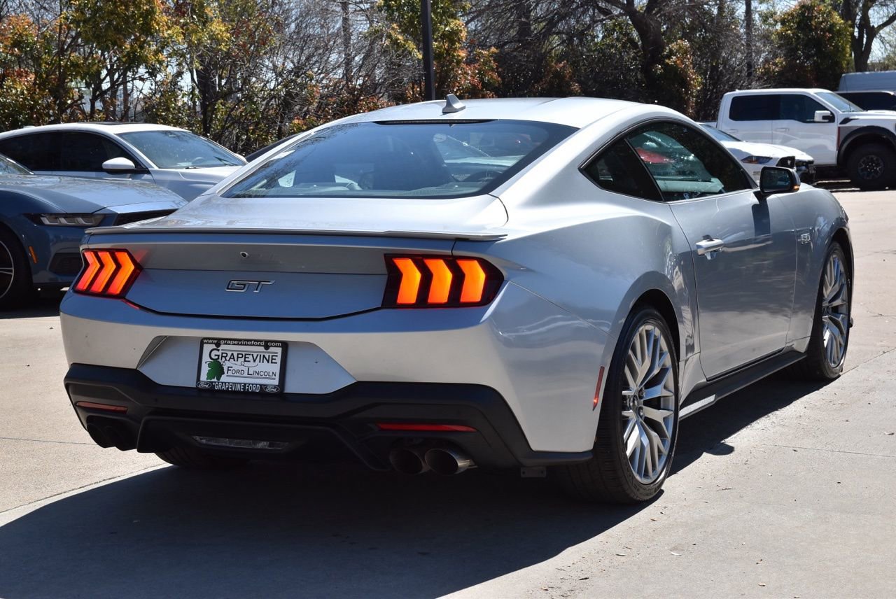Certified 2025 Ford Mustang GT Premium image 8
