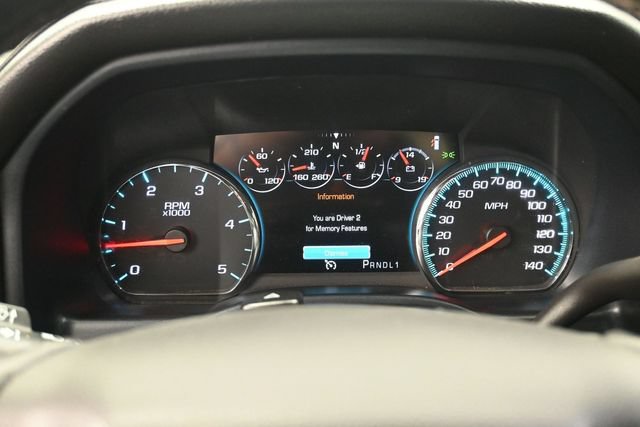 Used 2018 GMC Sierra 2500 Denali w/ Duramax Plus Package AWD/4WD image 9