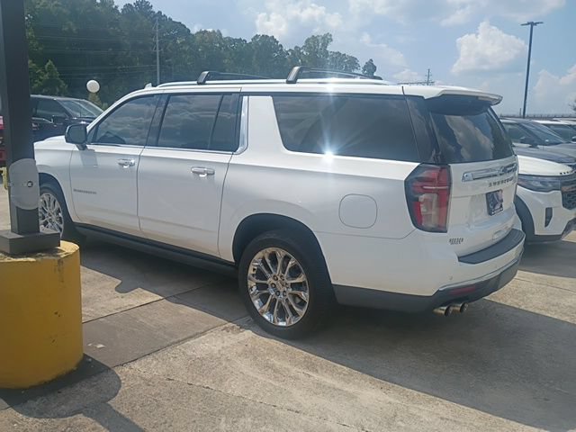 Used 2023 Chevrolet Suburban Premier AWD/4WD image 7