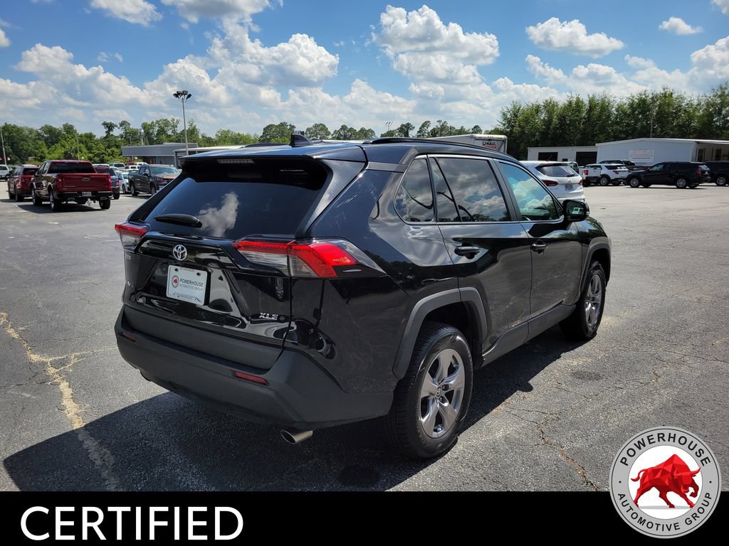 Used 2024 Toyota RAV4 XLE FWD image 6