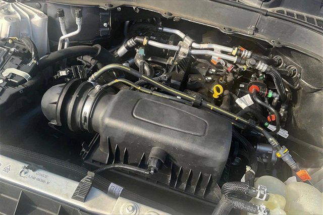 Certified 2021 Ford Explorer XLT w/ Equipment Group 202A image 34