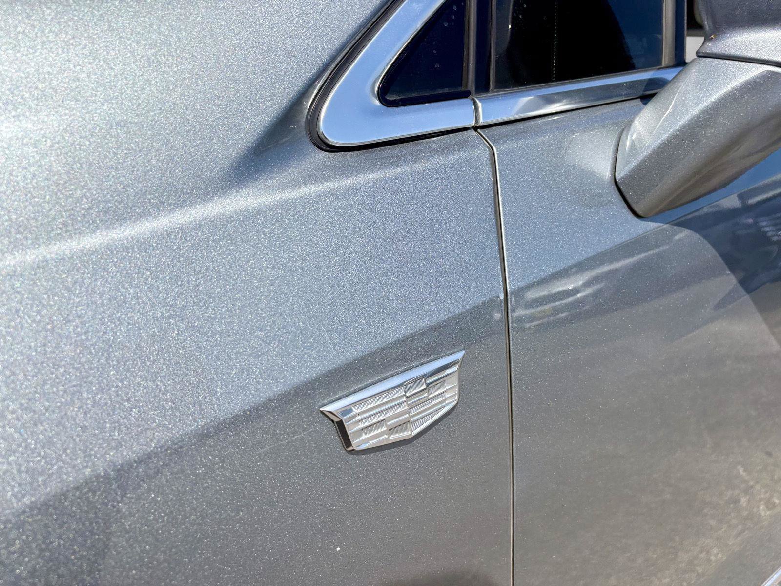 Used 2023 Cadillac XT5 Premium Luxury w/ Technology Package FWD image 12