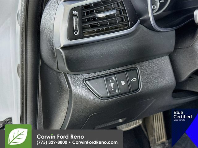 Used 2022 Genesis G70 2.0T AWD/4WD image 14