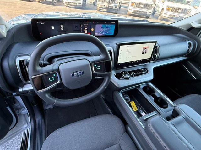 Certified 2025 Ford Expedition Max Active AWD/4WD image 10