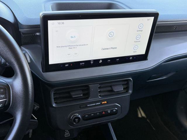 Certified 2025 Ford Maverick XL w/ Equipment Group 102A image 18