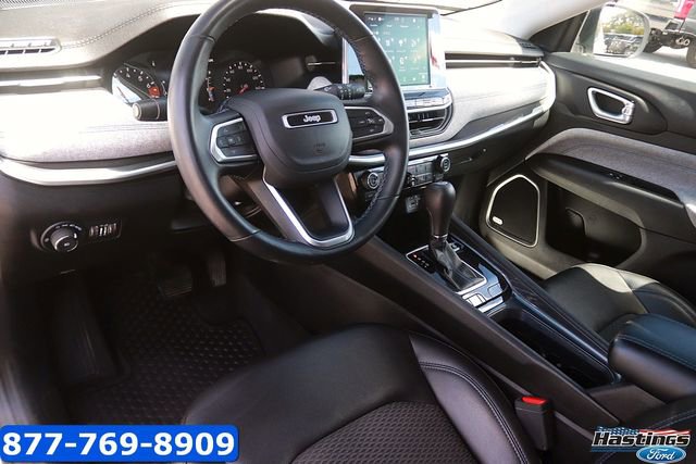 Used 2022 Jeep Compass Latitude w/ Sun and Sound Group FWD image 11
