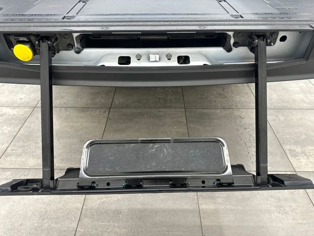 Certified 2022 Ford F150 Raptor w/ Equipment Group 801A High image 19