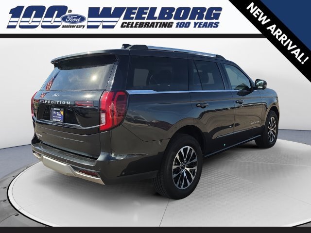 Certified 2025 Ford Expedition Platinum AWD/4WD image 5