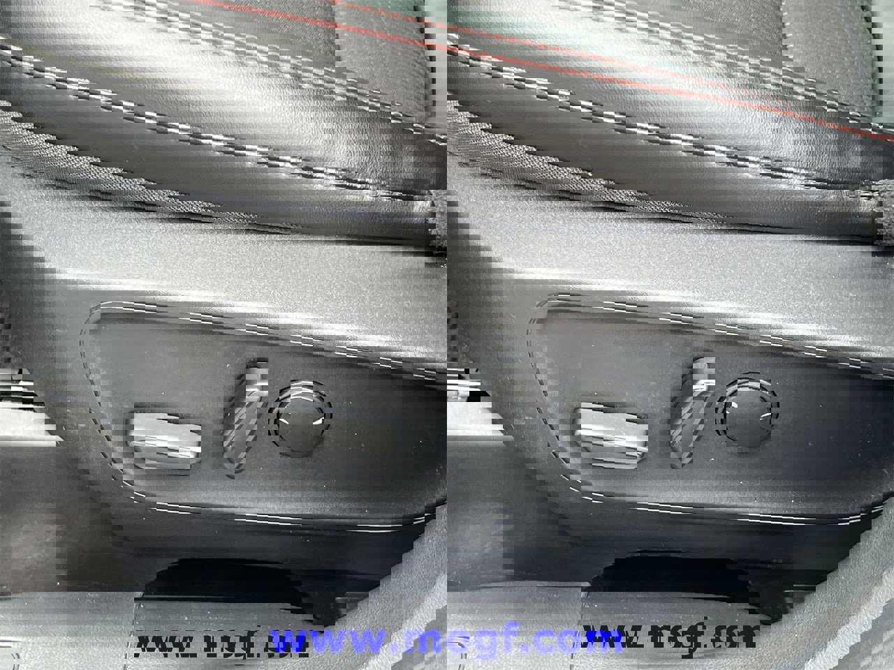 Certified 2024 Ford Escape ST-Line Select w/ Tech Pack #2 image 25