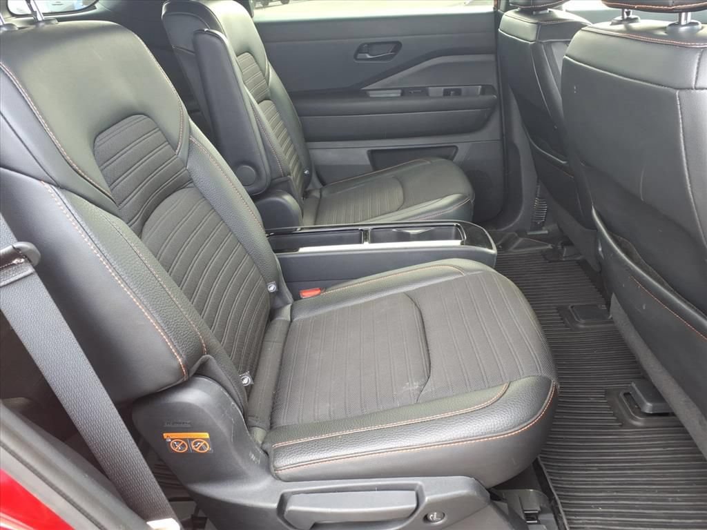 Used 2023 Nissan Pathfinder Rock Creek AWD/4WD image 16