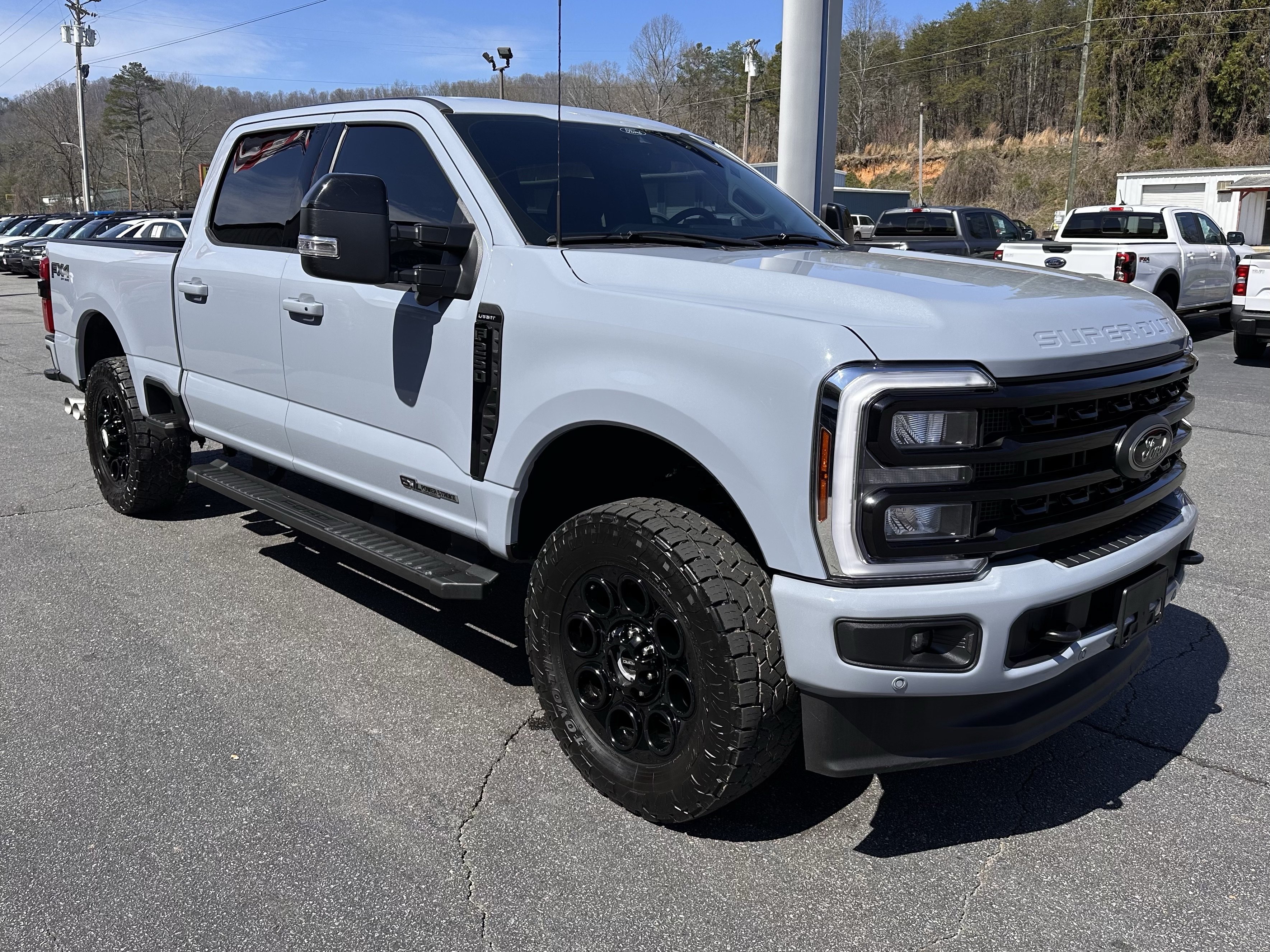 Certified 2024 Ford F250 Lariat w/ Lariat Ultimate Package AWD/4WD image 3