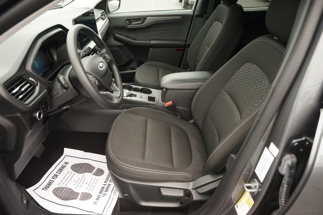 Certified 2025 Ford Escape Active w/ Tech Pack #1 FWD image 9