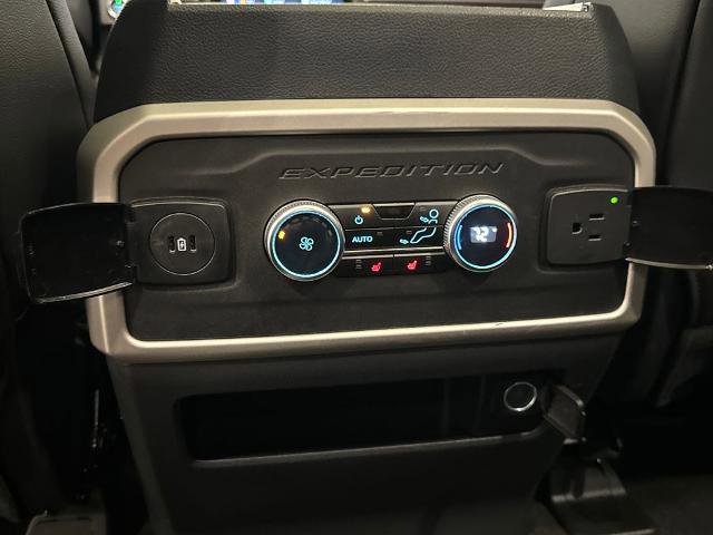 Certified 2023 Ford Expedition Limited image 35
