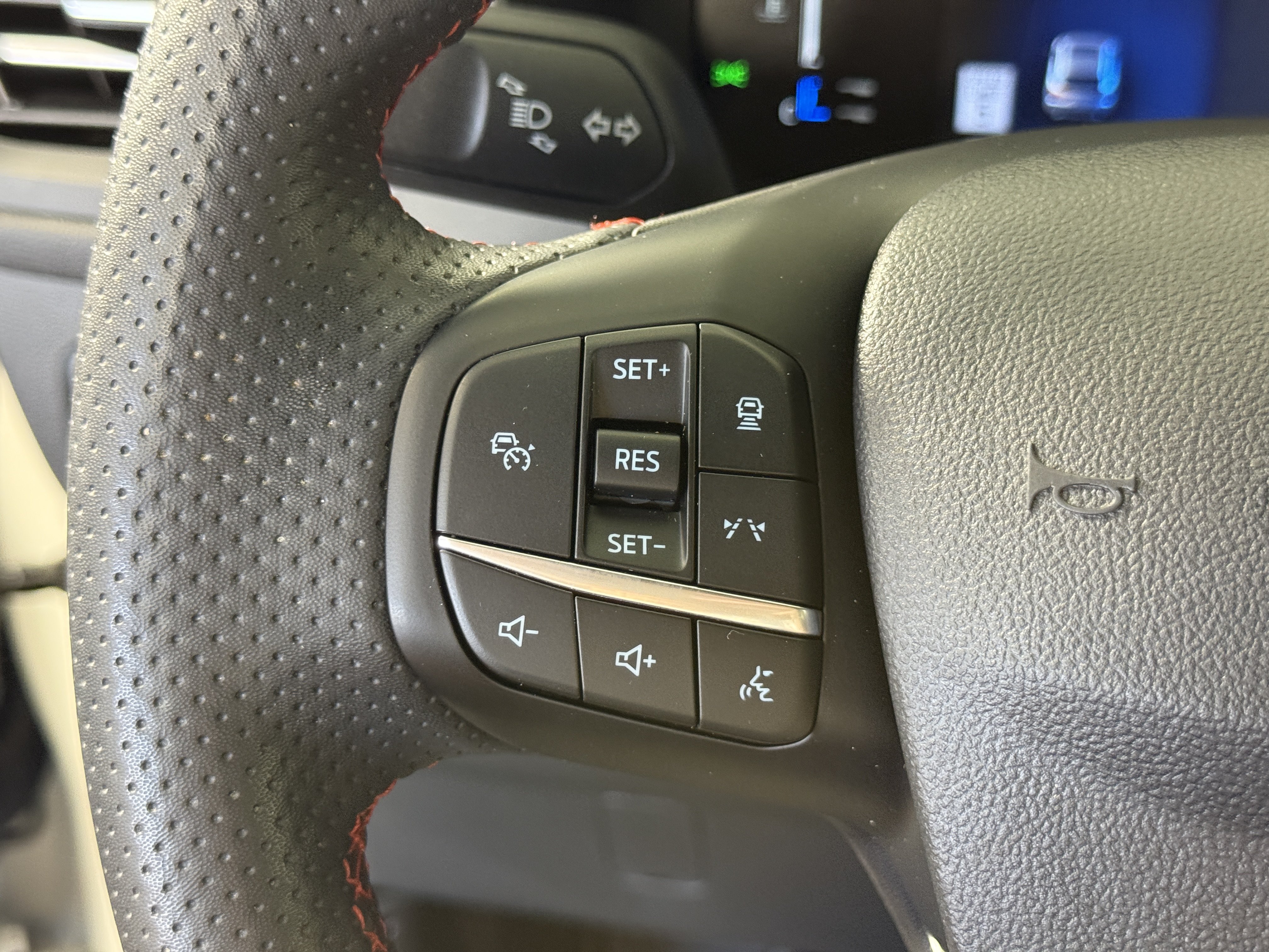 Certified 2023 Ford Escape ST-Line w/ Tech Pack #1 FWD image 24