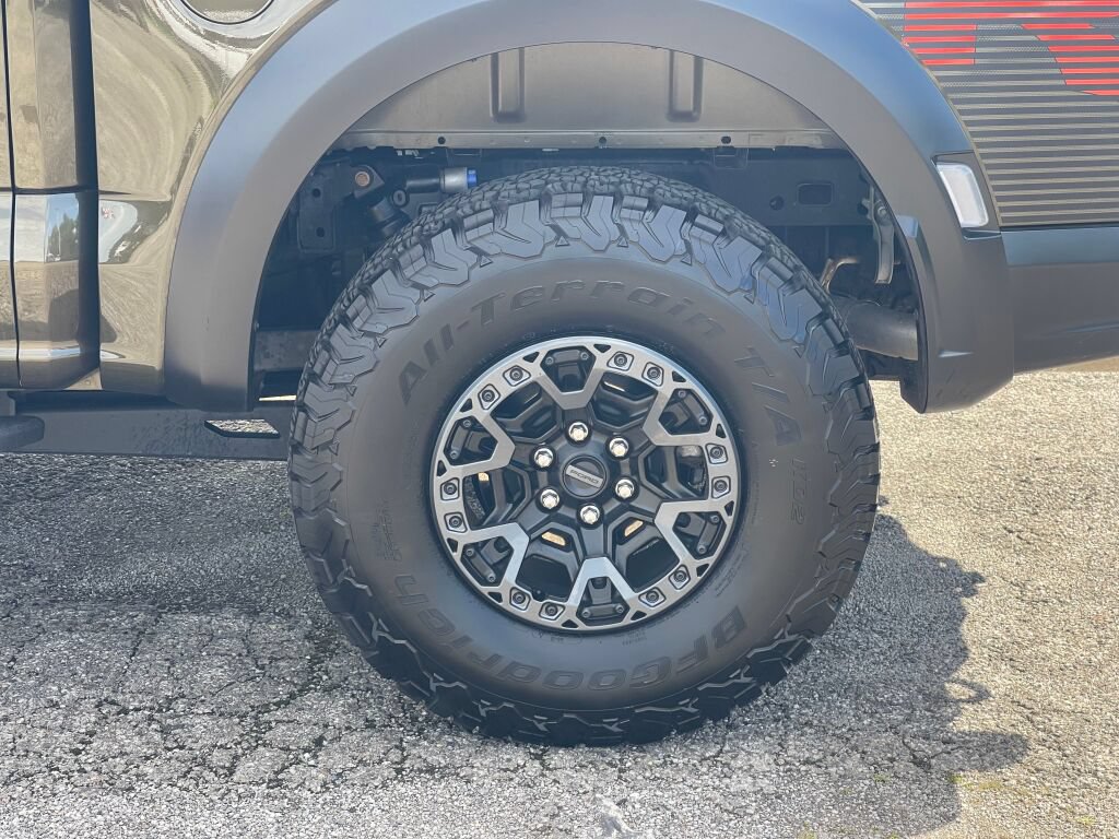 Certified 2025 Ford F150 Raptor w/ Equipment Group 803A Raptor R AWD/4WD image 38