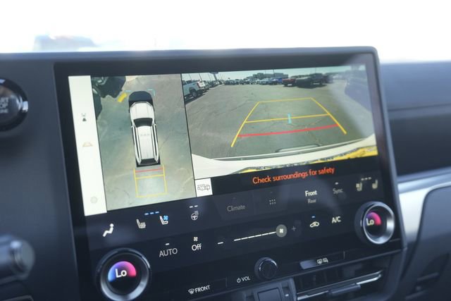 Used 2025 Lexus GX 550 w/ Cold Area Package image 28