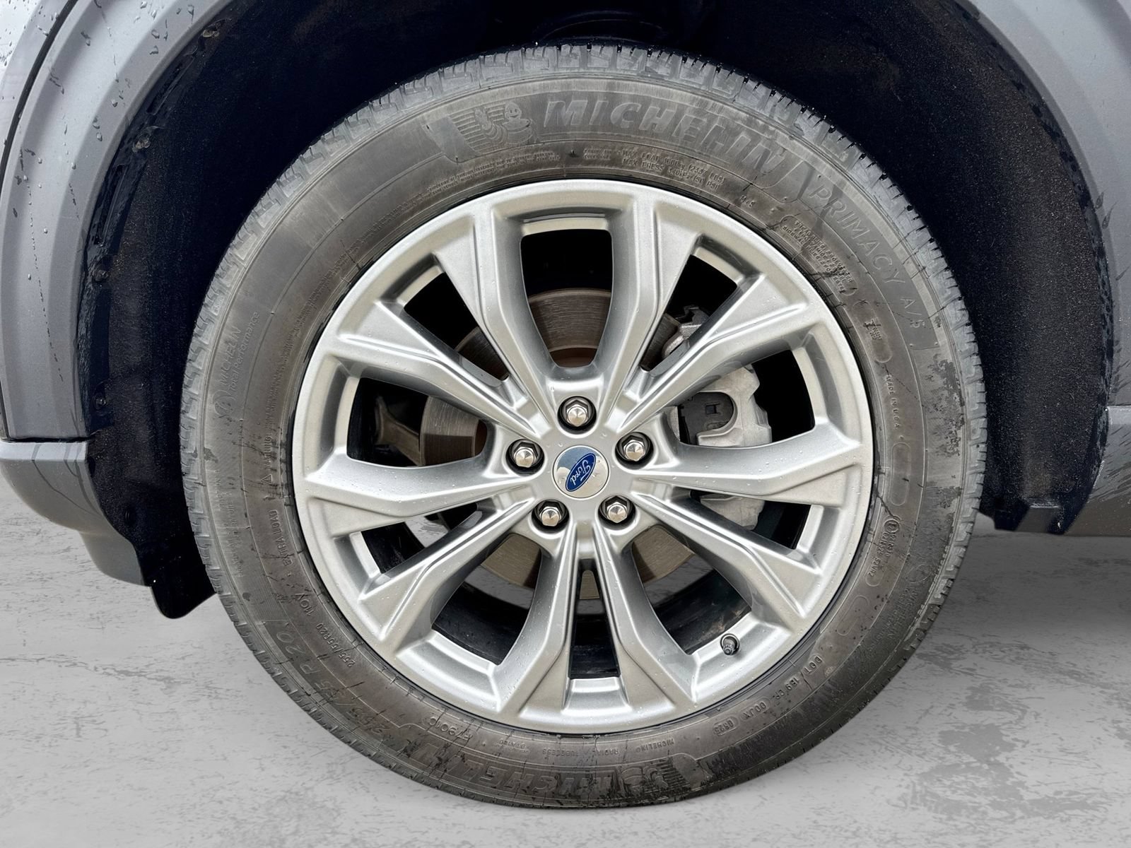 Certified 2023 Ford Explorer XLT w/ Equipment Group 202A AWD/4WD image 14