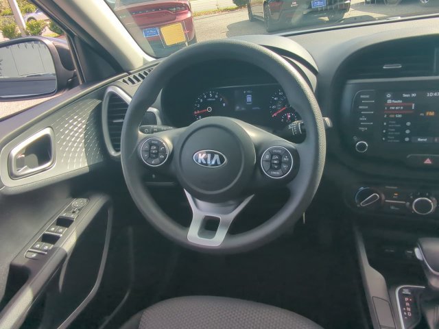 Used 2021 Kia Soul LX FWD image 17
