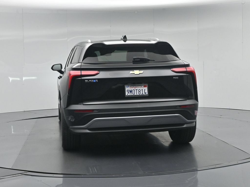 Used 2024 Chevrolet Blazer EV LT AWD/4WD image 57