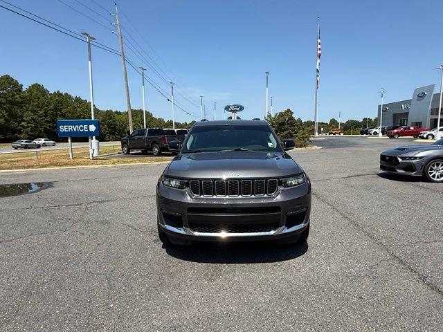 Used 2021 Jeep Grand Cherokee L Limited AWD/4WD image 2