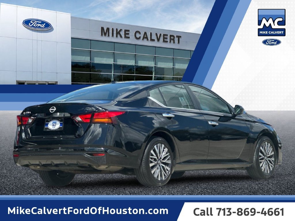 Used 2025 Nissan Altima 2.5 SV FWD image 5