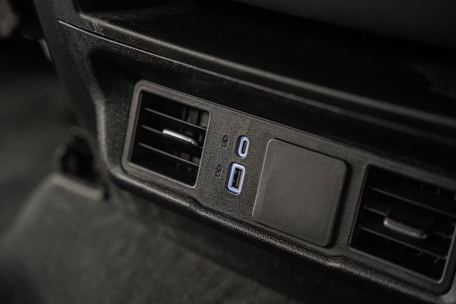 Used 2025 Chevrolet Silverado 1500 Custom Trail Boss w/ Dark Appearance Package image 39