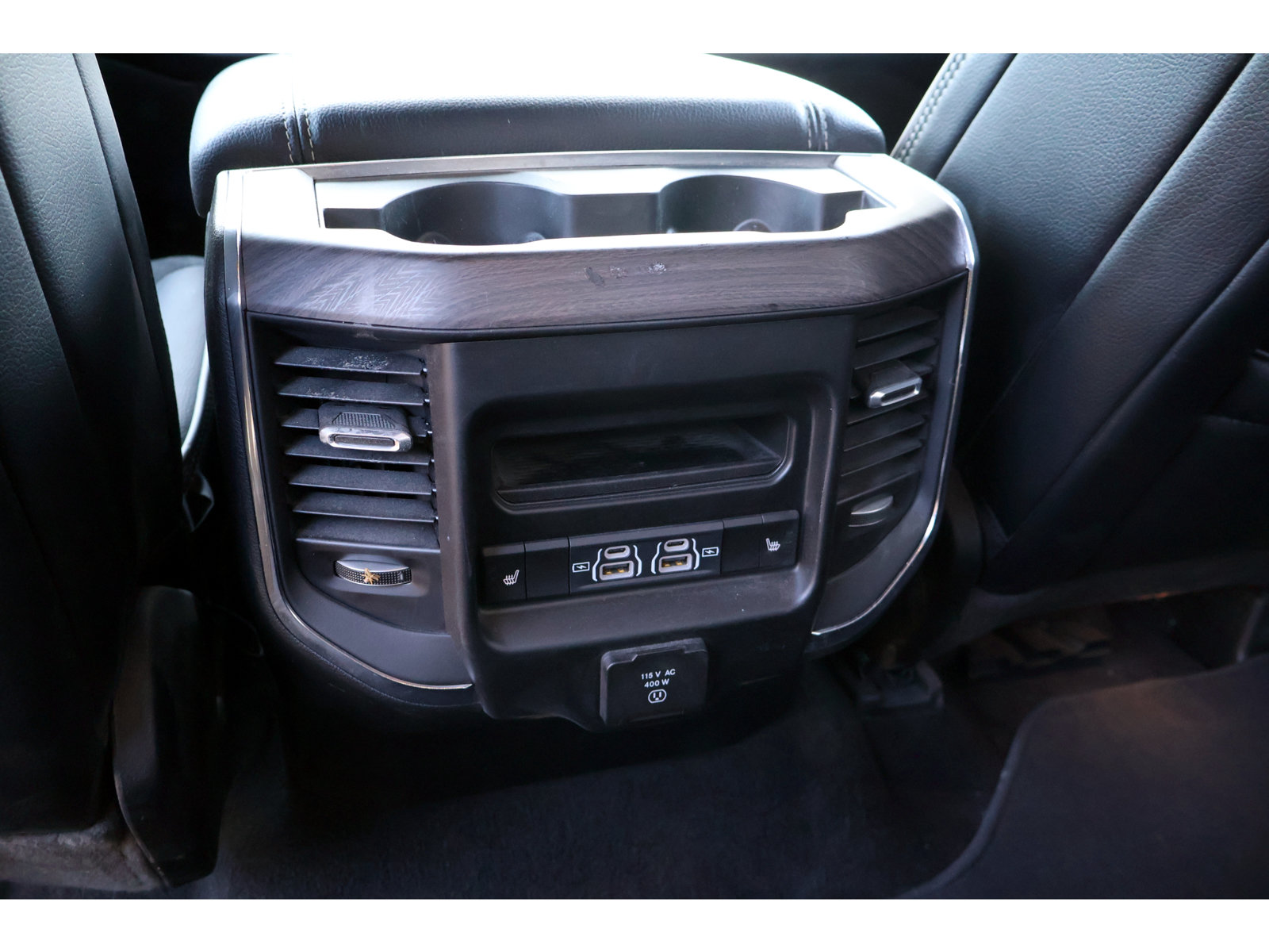 Used 2025 RAM 1500 Laramie w/ Sport Appearance Package AWD/4WD image 25