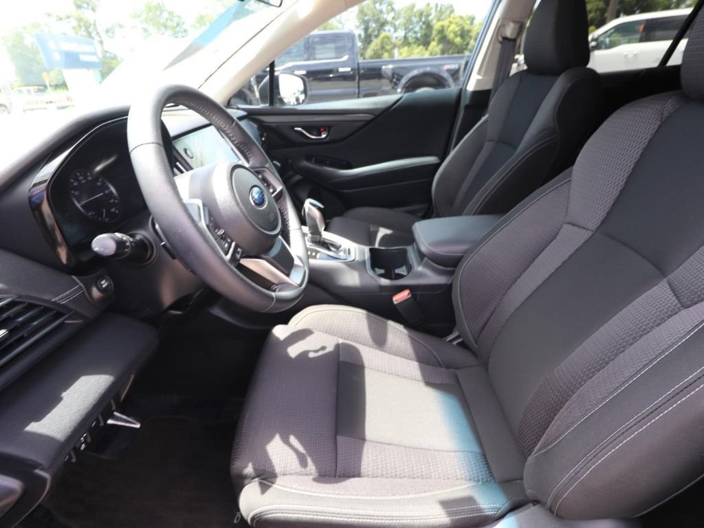 Used 2020 Subaru Outback Premium AWD/4WD image 2