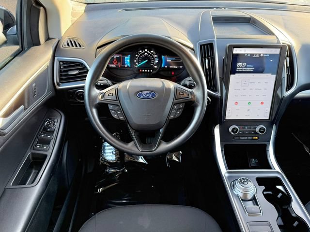 Certified 2024 Ford Edge SE w/ Black Appearance Package AWD/4WD image 13