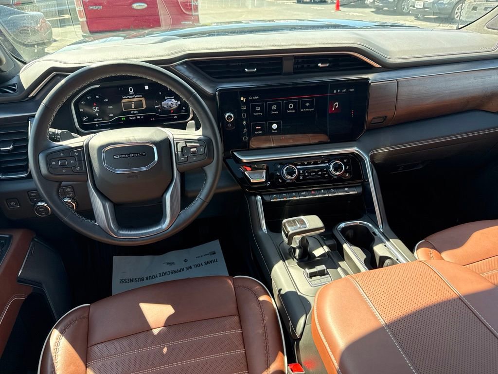 Used 2023 GMC Sierra 1500 Denali Ultimate AWD/4WD image 7