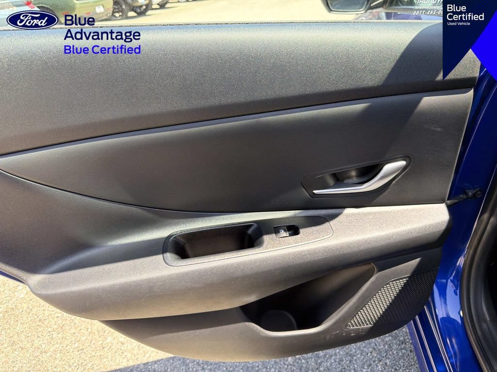 Used 2024 Hyundai Elantra SEL FWD image 11
