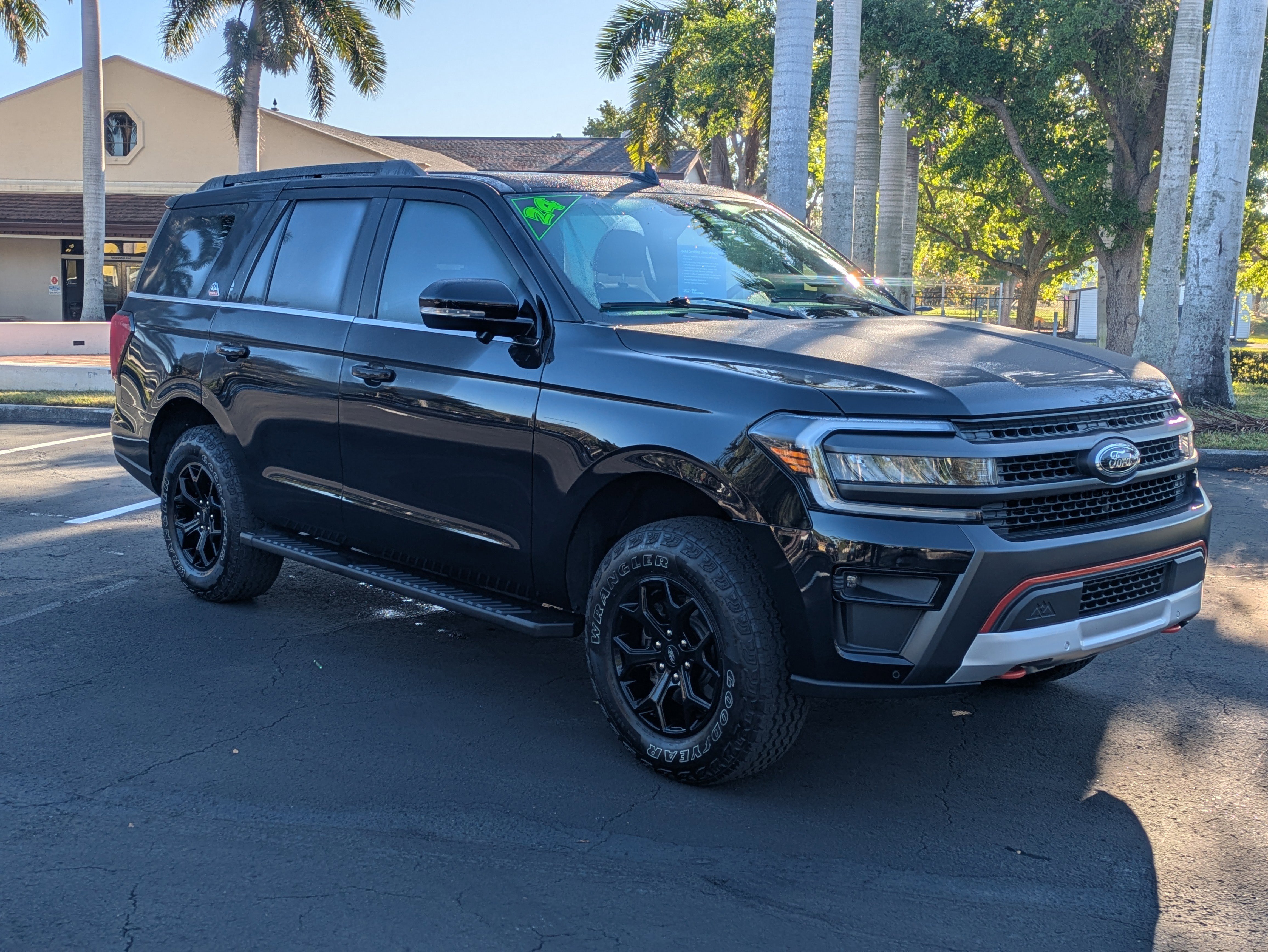 Certified 2024 Ford Expedition Timberline video 2