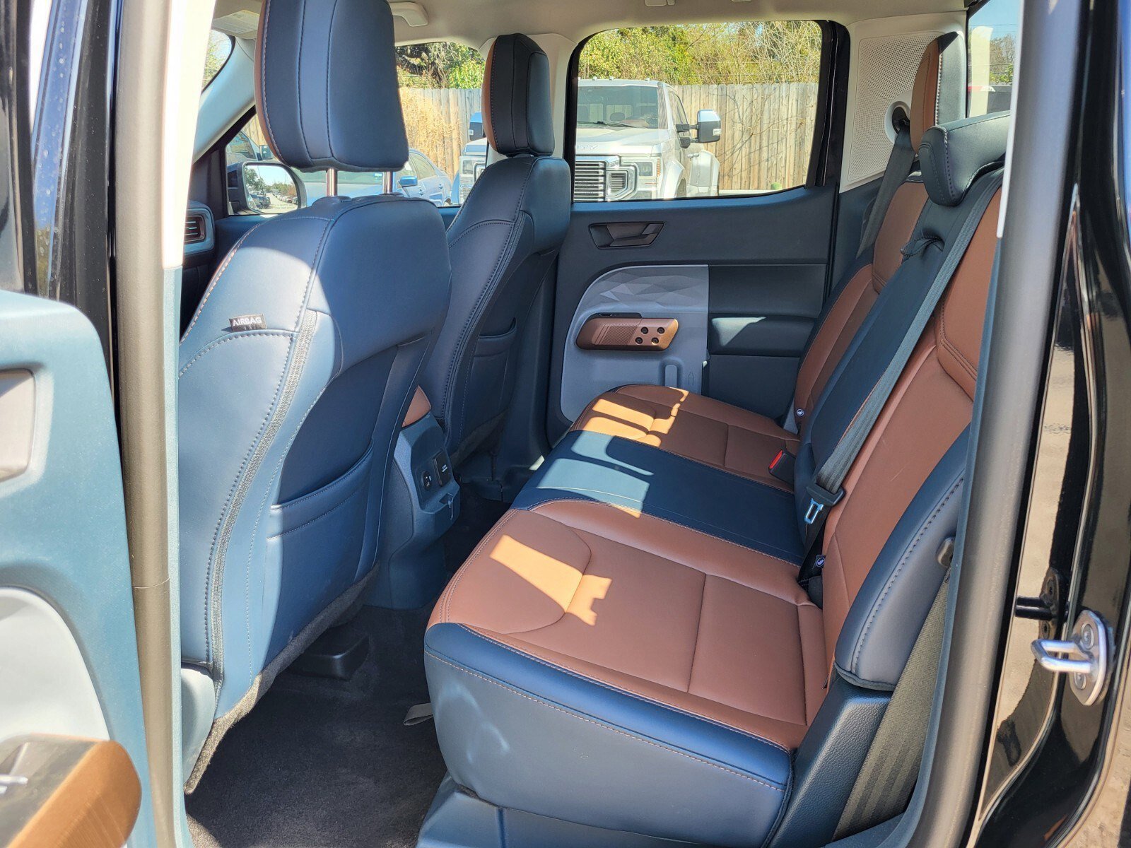 Certified 2024 Ford Maverick Lariat w/ FX4 Off-Road Package image 17