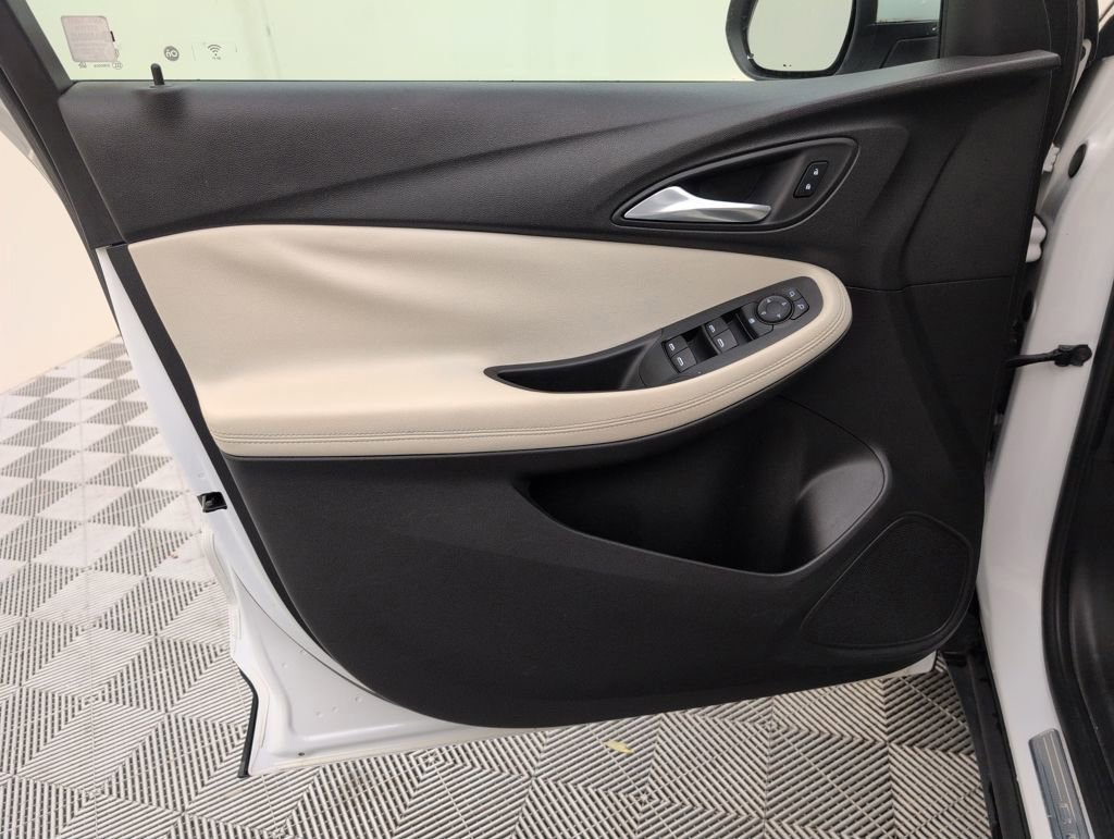 Used 2020 Buick Encore GX Preferred image 35