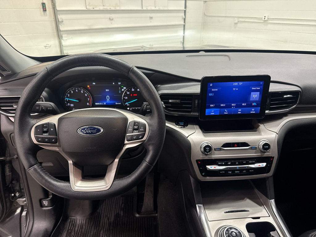 Certified 2024 Ford Explorer XLT w/ Equipment Group 202A AWD/4WD image 11