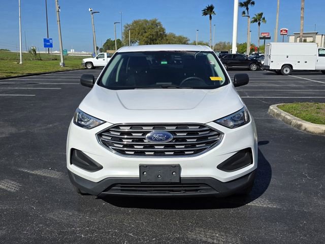 Certified 2021 Ford Edge SE image 3