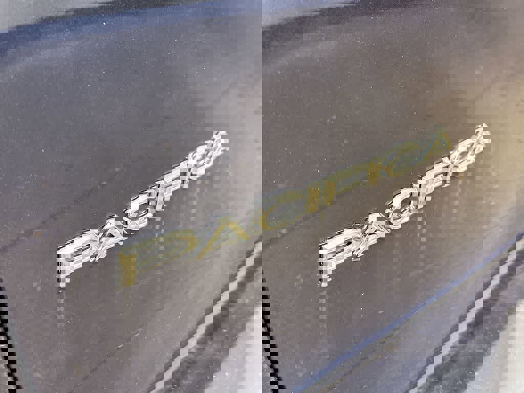 Used 2024 Chrysler Pacifica Touring-L image 7